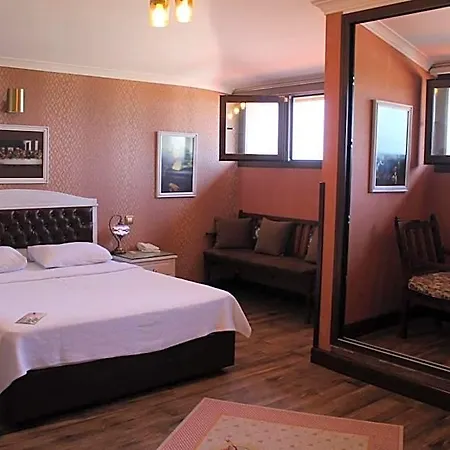 Bella View Art Boutique Otel Bellapais